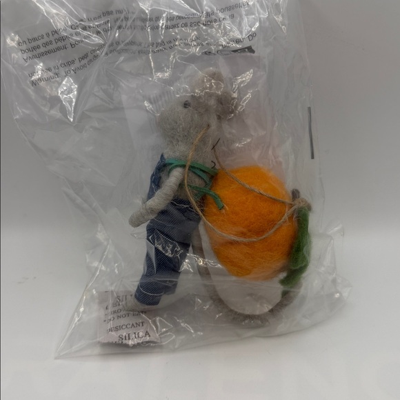 Pumpkin Backpack Mouse Felt Critter Handcrafted Felt Mouse in Blue Overalls - Picture 3 of 5